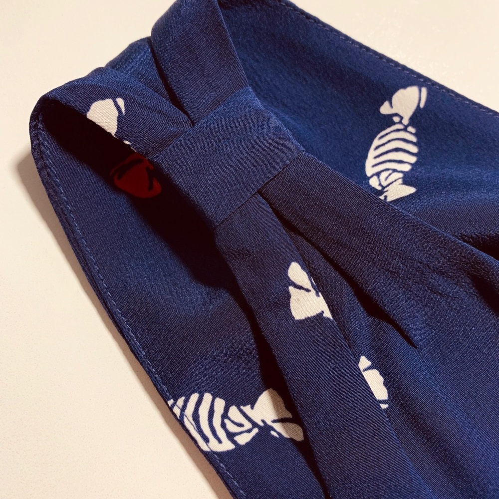 💯 % Silk top by AMOUR VERT (Brand New)🌼 - Picture 3 of 7